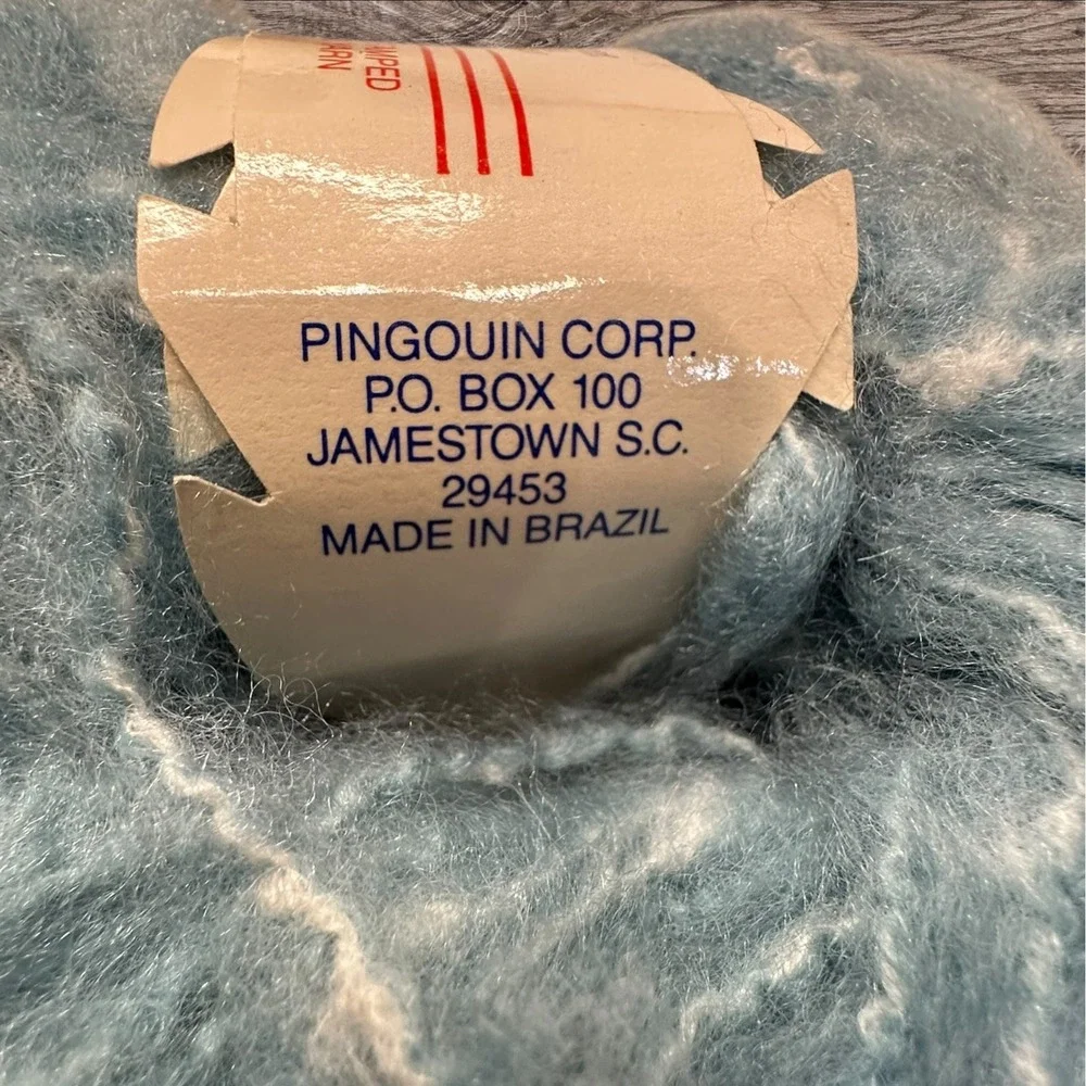4 Vintage Pingouin Mystere Mohair Wool Blend FluffyYarn 2 Cream 2‎ Blue
